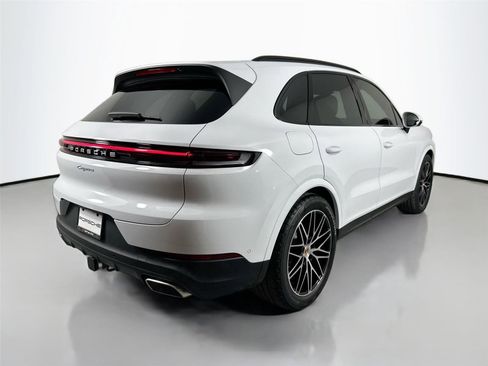Used 2026 Porsche Cayenne Coupe AWD/4WD image 7