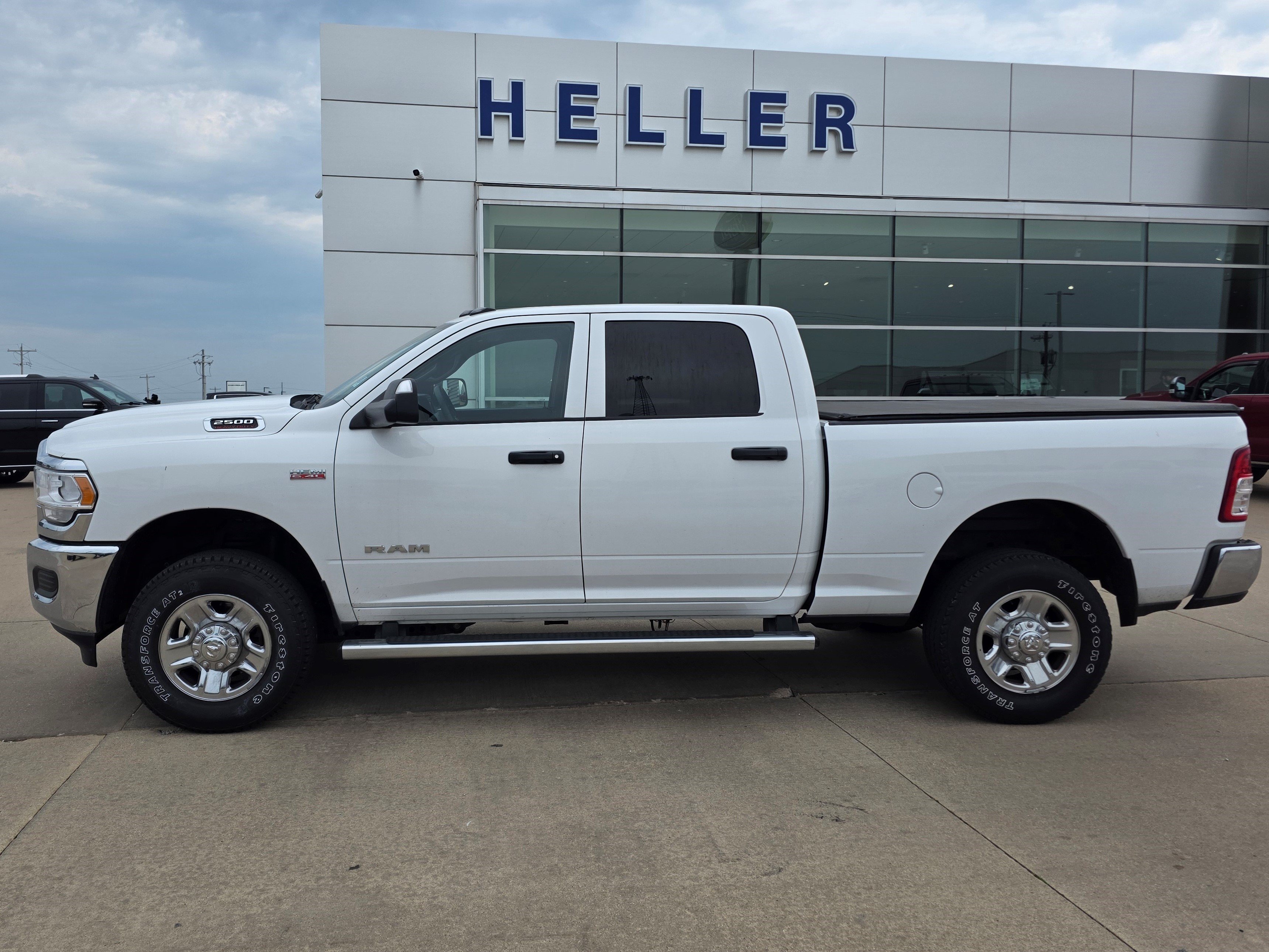 Used 2022 RAM 2500 Tradesman AWD/4WD image 3