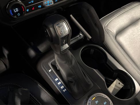 Used 2025 Ford Bronco Badlands AWD/4WD image 34