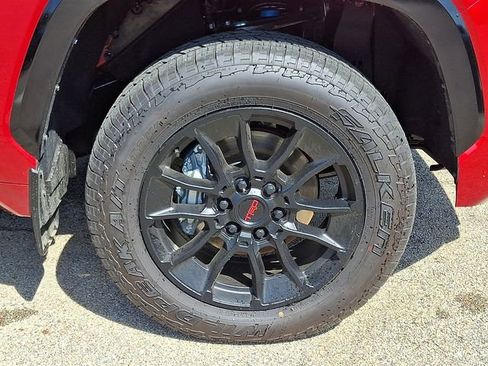 New 2026 Toyota Tundra Platinum AWD/4WD image 8