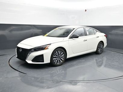 Used 2025 Nissan Altima 2.5 SV