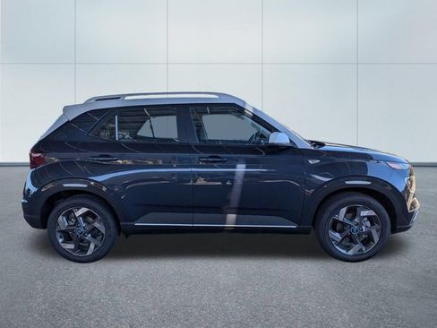 New 2026 Hyundai Venue SEL FWD image 6