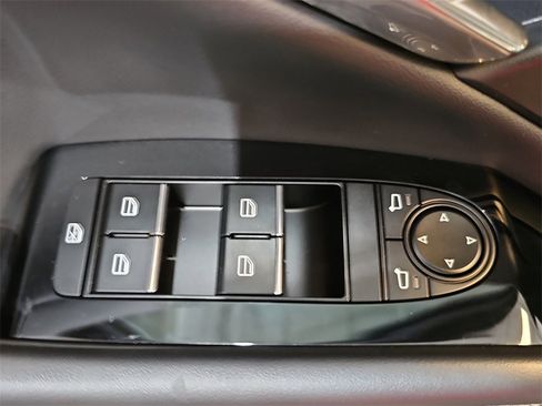 New 2025 MAZDA CX-30 AWD 2.5 S w/ Preferred Package image 28