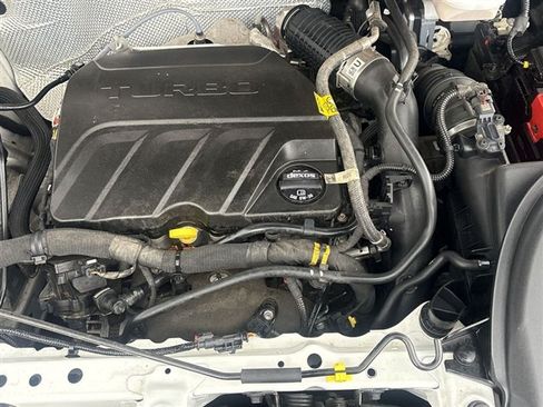 Used 2024 Buick Encore GX Preferred w/ Comfort Package FWD image 28