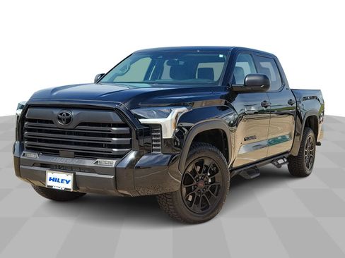 Used 2023 Toyota Tundra SR5 AWD/4WD image 4