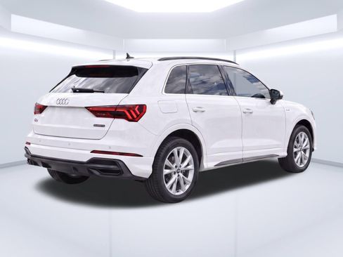 Used 2024 Audi Q3 2.0T Premium Plus w/ Premium Plus Package AWD/4WD image 8