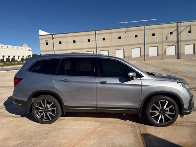 Used 2019 Honda Pilot Elite image 4