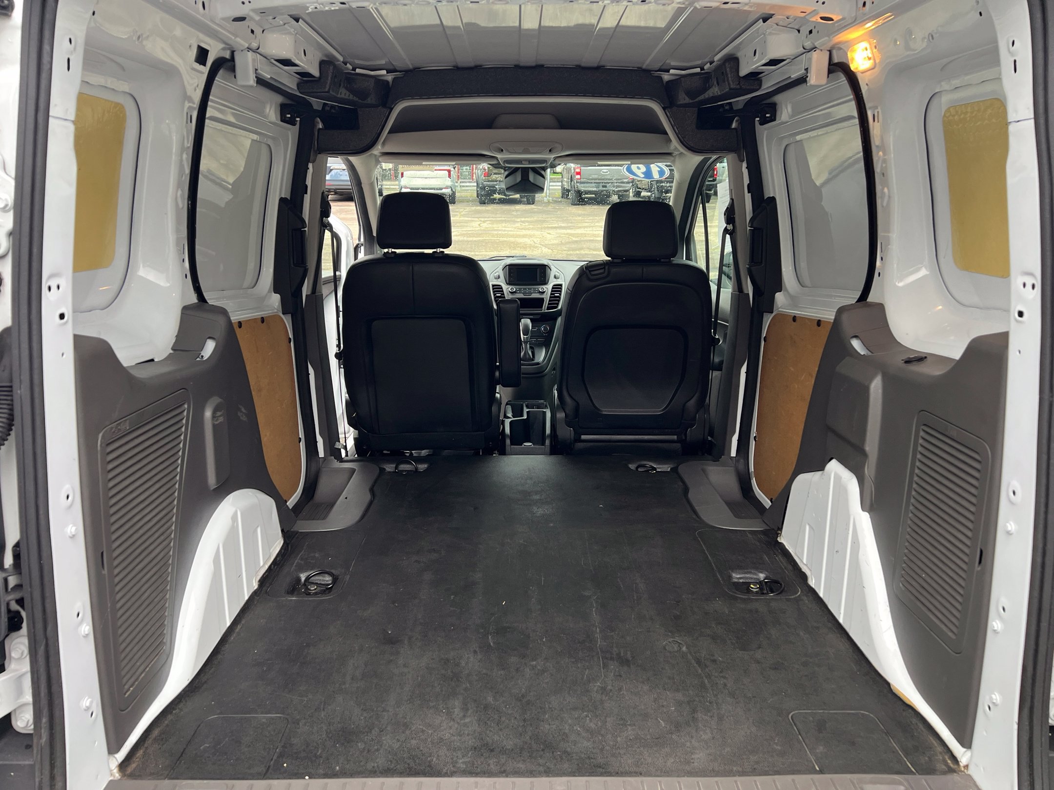 Used 2019 Ford Transit Connect XL FWD image 30