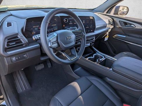 New 2026 Chevrolet Traverse LT w/ Midnight/Sport Edition image 3