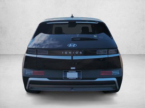 New 2026 Hyundai Ioniq 5 SEL image 8