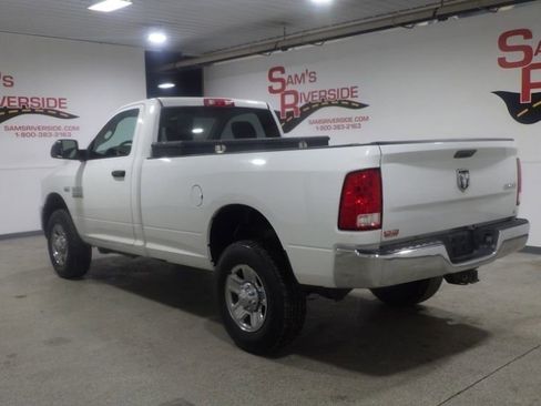 Used 2015 RAM 2500 Tradesman w/ Chrome Appearance Group AWD/4WD image 2