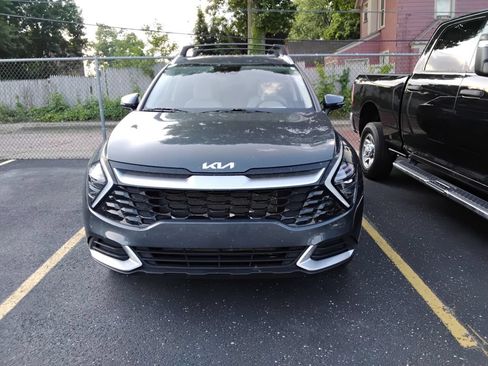 Used 2024 Kia Sportage EX AWD/4WD image 7