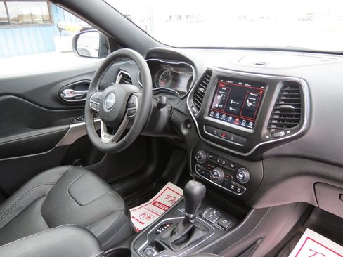 Used 2021 Jeep Cherokee Latitude Lux 80th Anniv w/ Quick Order Package 26U 80TH AWD/4WD image 10