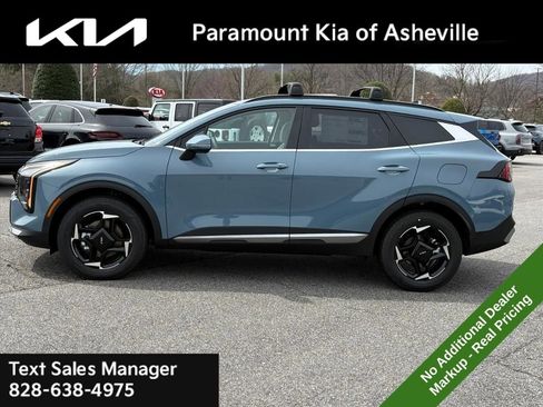 New 2026 Kia Sportage EX w/ EX Panoramic Sunroof Package image 3