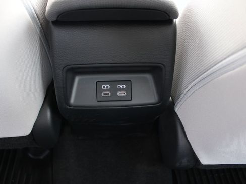 Used 2024 Toyota Corolla LE image 35