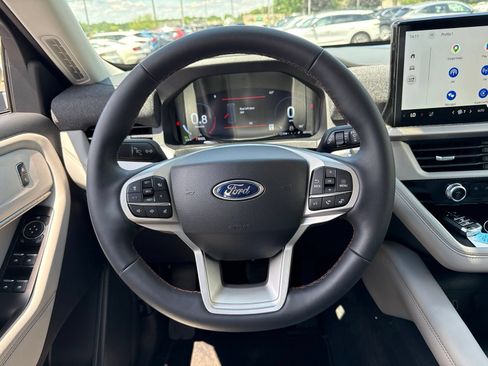 New 2026 Ford Explorer Active AWD/4WD image 21