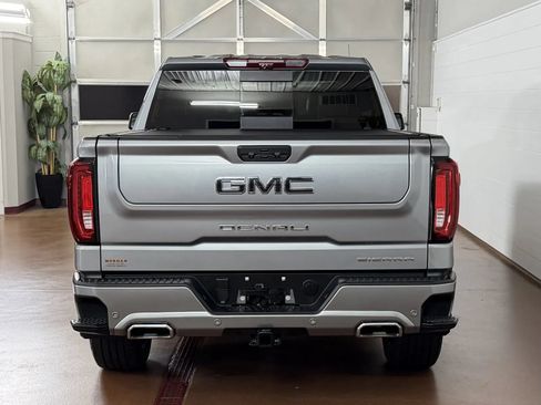 Used 2025 GMC Sierra 1500 Denali Ultimate AWD/4WD image 4