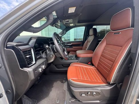 Used 2025 GMC Sierra 1500 Denali Ultimate AWD/4WD image 14