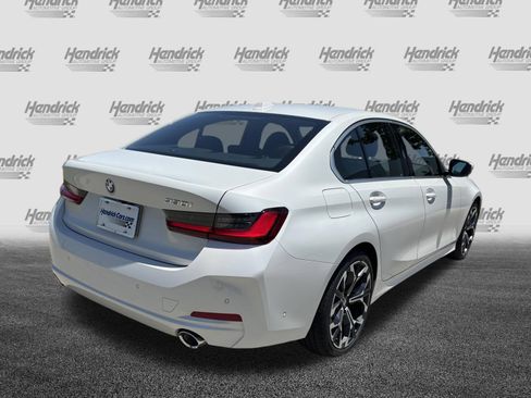 Certified 2025 BMW 330i Sedan RWD image 11