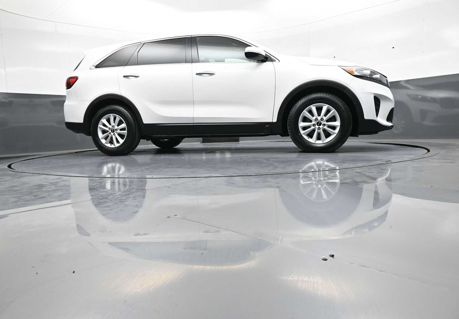 Used 2020 Kia Sorento FWD V6 image 28