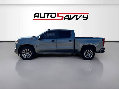 Used 2023 Chevrolet Silverado 1500 RST image 4