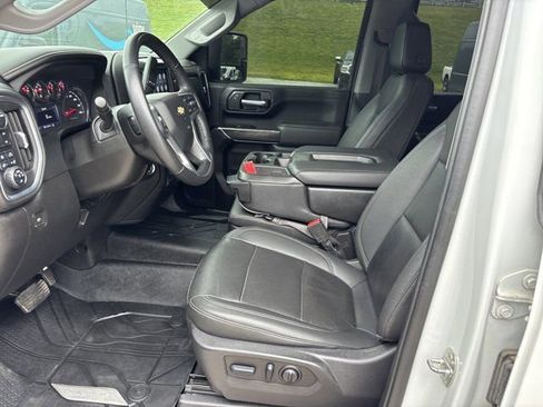 Used 2022 Chevrolet Silverado 2500 LTZ w/ Safety Package AWD/4WD image 18
