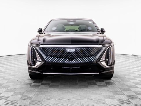 Certified 2024 Cadillac Lyriq Luxury RWD image 9