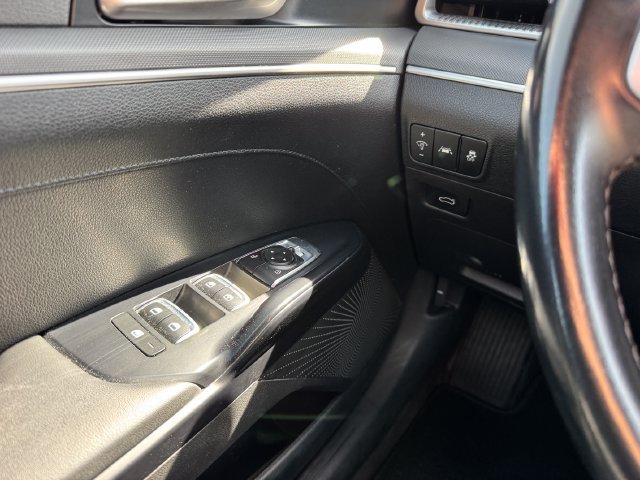 Used 2023 Kia K5 GT-Line FWD image 13