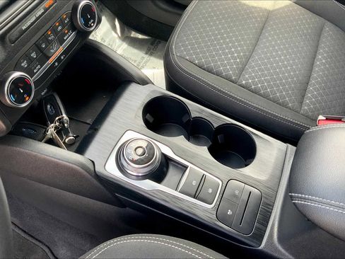 Used 2023 Ford Escape Active image 31