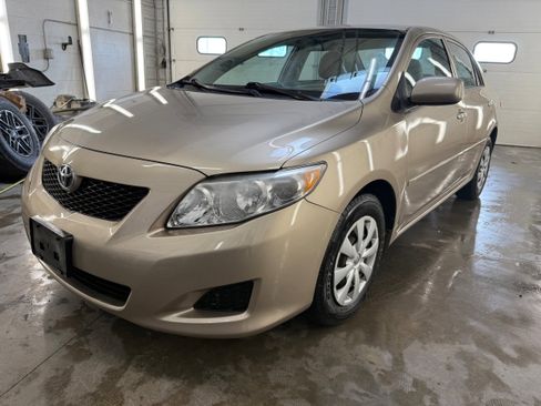Used 2010 Toyota Corolla LE image 37