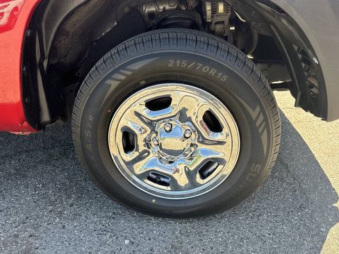 Used 2015 Toyota Tacoma 2WD Access Cab image 21
