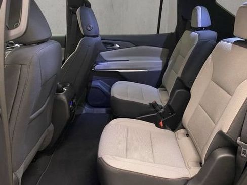 New 2026 Chevrolet Traverse LT w/ Driver Confidence Package AWD/4WD image 22
