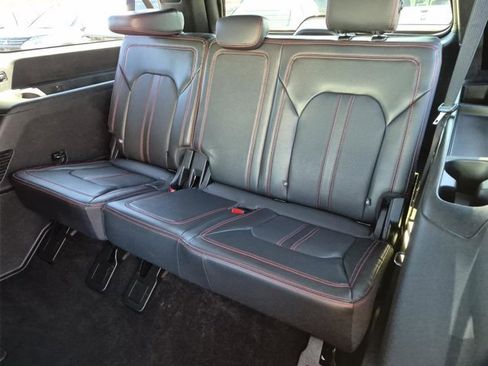 Used 2022 Ford Expedition Max Limited image 17