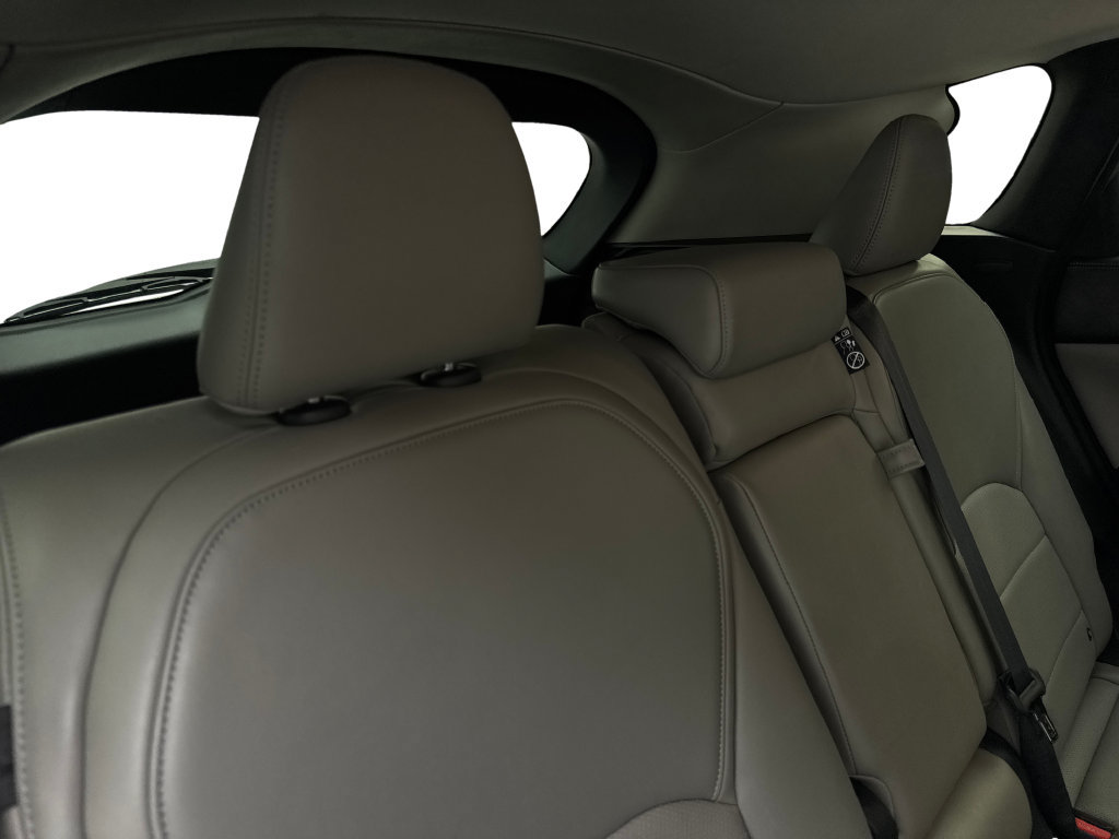 Used 2023 INFINITI QX50 Luxe FWD image 42