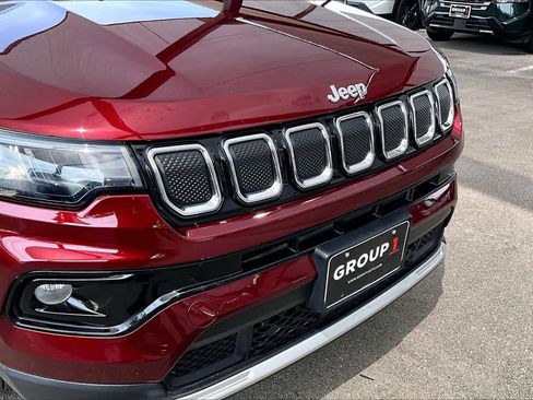 Used 2022 Jeep Compass Limited w/ Sun and Sound Group AWD/4WD image 30