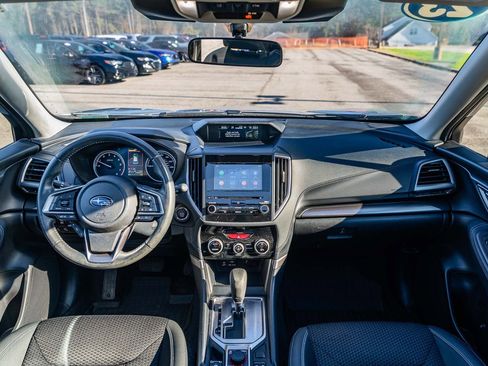 Used 2023 Subaru Forester Premium image 22