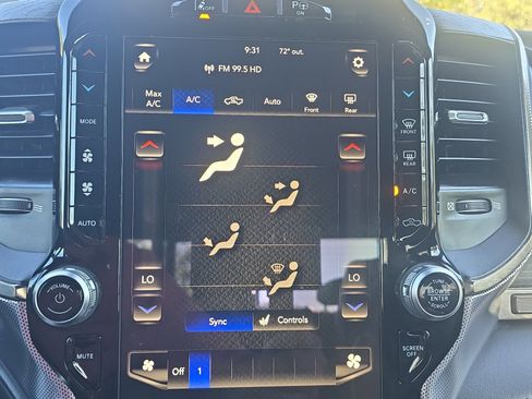 Used 2019 RAM 1500 Limited AWD/4WD image 17