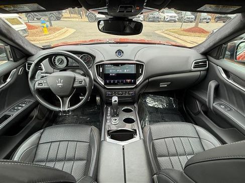 Used 2022 Maserati Ghibli Modena Q4 image 33