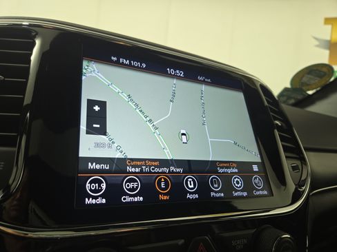 Used 2021 Jeep Grand Cherokee Limited image 20