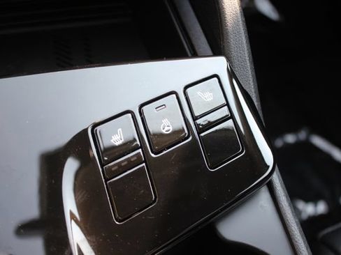 Used 2023 Kia Sportage EX AWD/4WD image 11