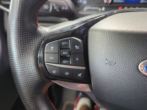 Used 2022 Ford Explorer ST-Line image 25