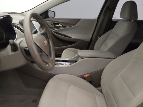 Used 2020 Chevrolet Malibu LT FWD image 17
