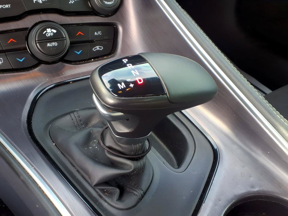 Used 2017 Dodge Challenger R/T RWD image 20