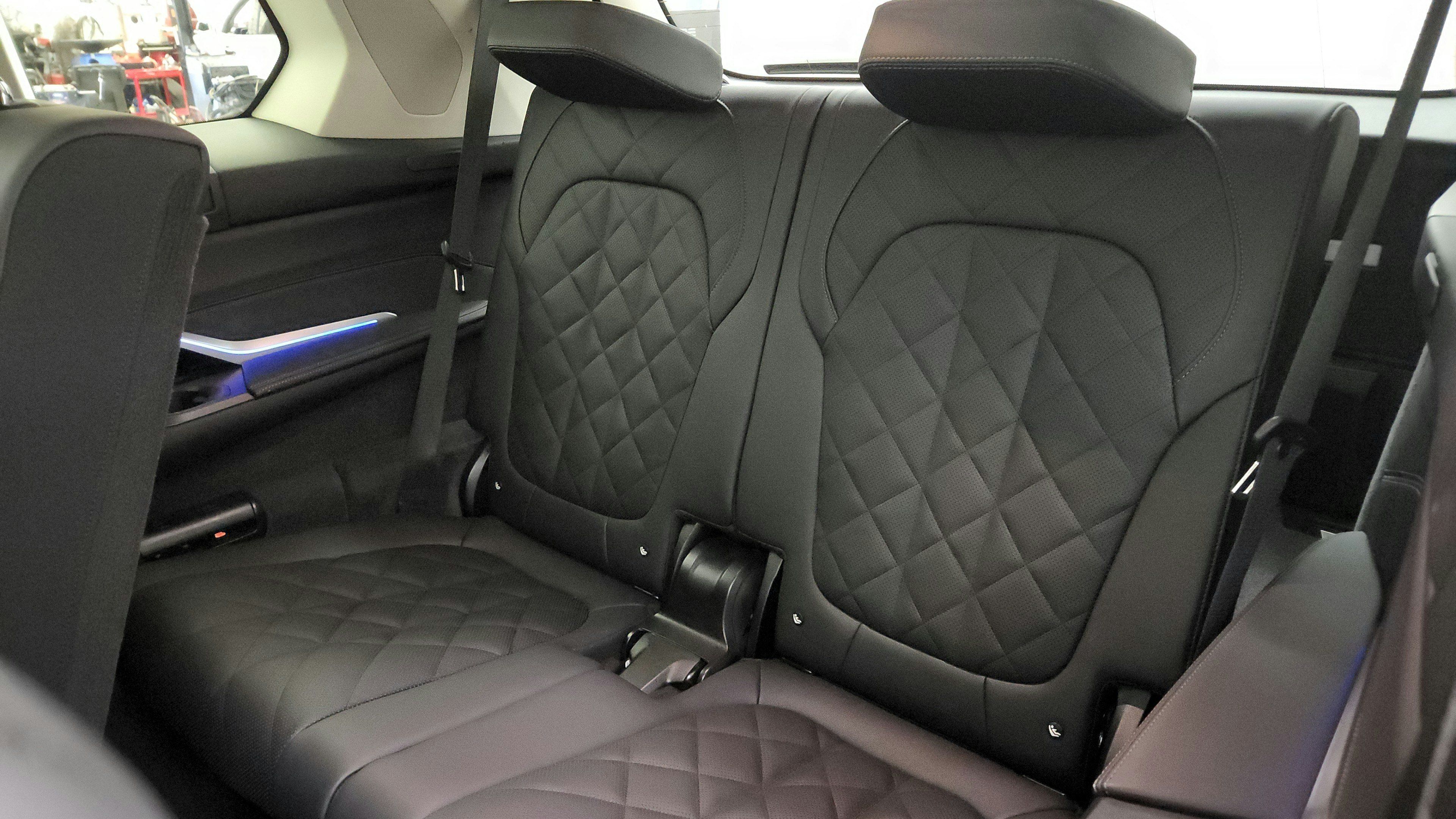 Used 2026 BMW X7 xDrive40i AWD/4WD image 29