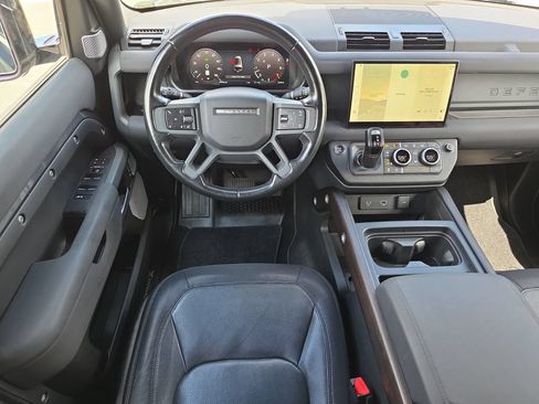 Used 2023 Land Rover Defender 130 X-Dynamic SE AWD/4WD image 12