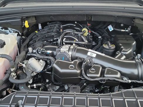 Used 2024 Jeep Grand Cherokee Limited image 26