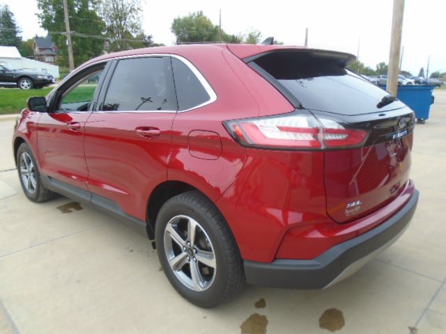 Used 2024 Ford Edge SEL w/ Convenience Package AWD/4WD image 4