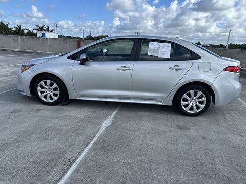 Used 2024 Toyota Corolla LE FWD image 35