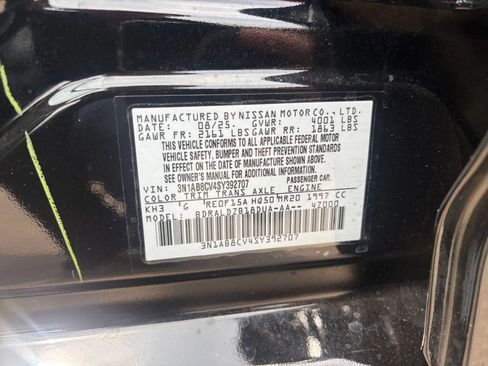 Used 2025 Nissan Sentra SV FWD image 27