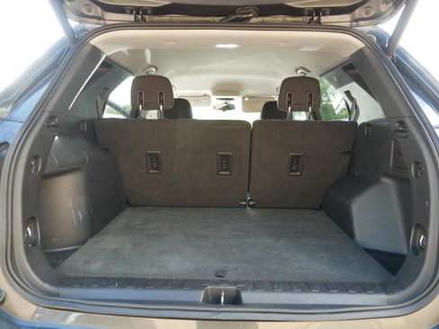 Used 2018 Chevrolet Equinox LT AWD/4WD image 18